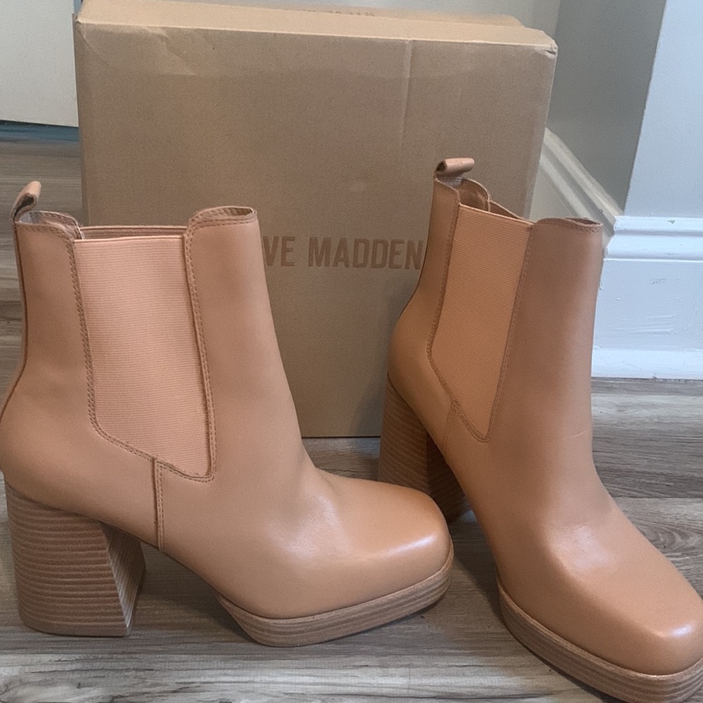 Steve Madden Booties